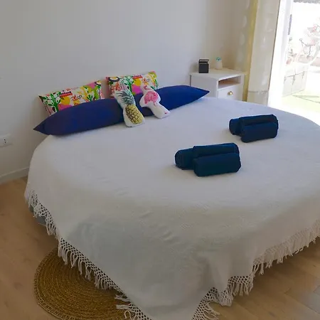 Il Tentacolo Bed and Breakfast Βεντιμίλια